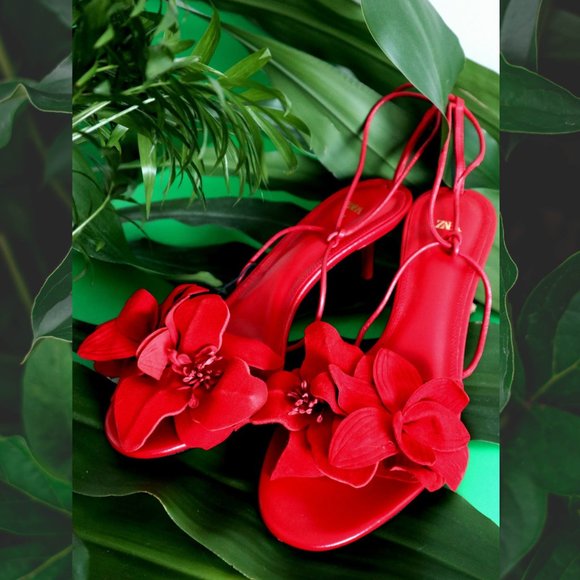 Zara Shoes - 🎁Boxing Day Sale🎁 LACE UP TIED FLORAL MID-HEIGHT HEEL LEATHER SANDALS
